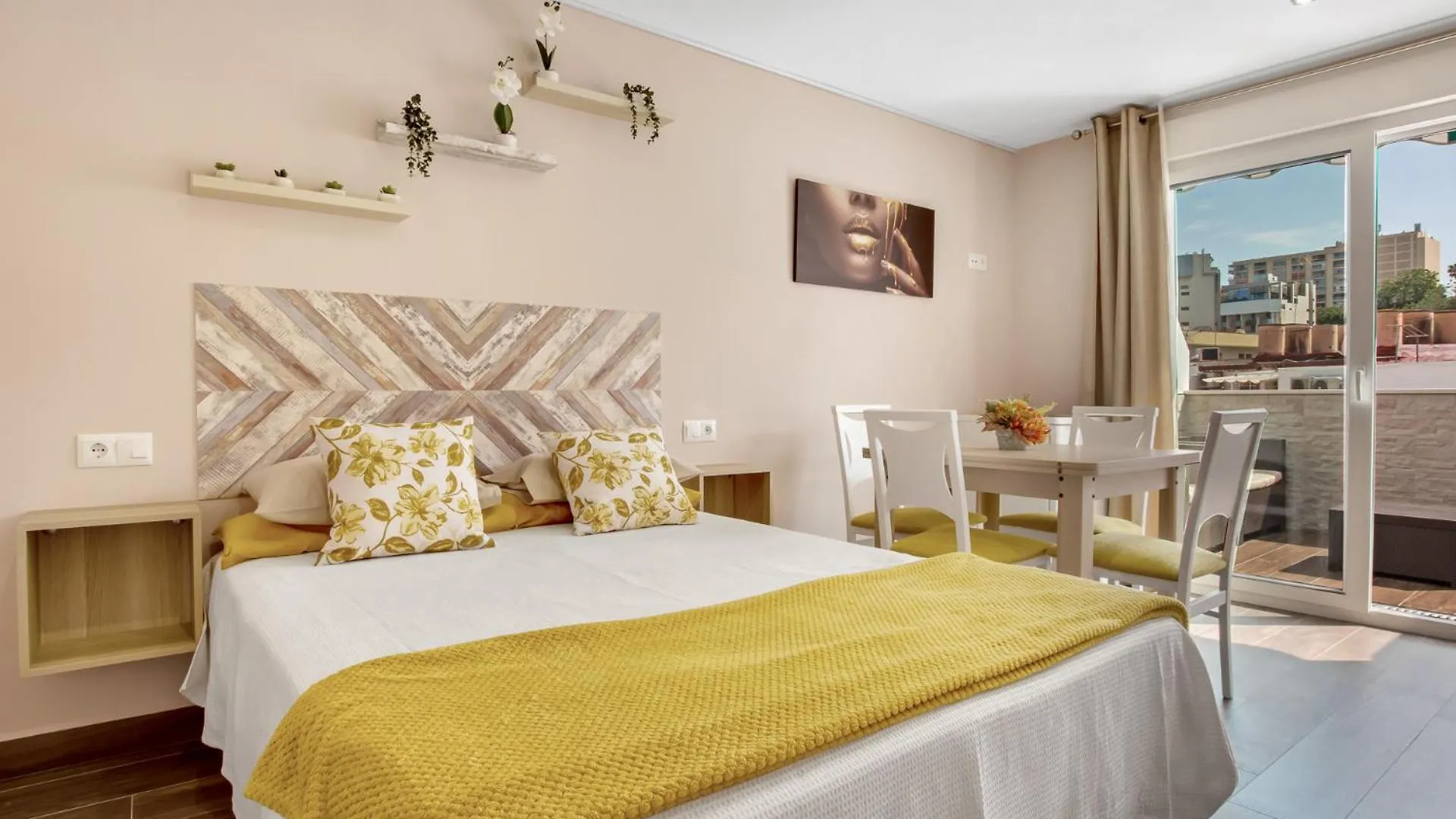 토레몰리노스 ¡Terraza, Relax Y Wifi! A 50M De La Playa 아파트